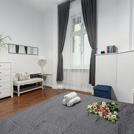 Apartmán Lumina I 3-room With Parking I 100m2 I Coffee Maker I Center Lodž